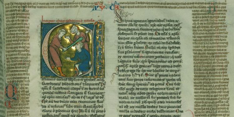 Four columns of medeival Latin writing. The initial C is decorated with an image of a monk beating a man with a club, while a woman observes.