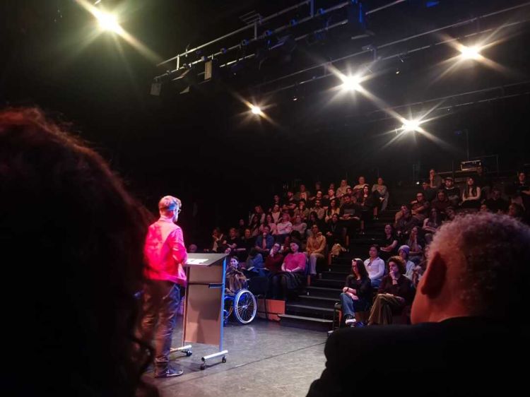 Philosophy Valentines audience